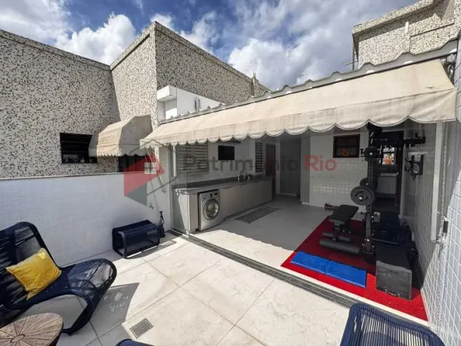 Cobertura 3 Quartos | 154m² | 4 Vagas | Totalmente Reformada | Vila da Penha