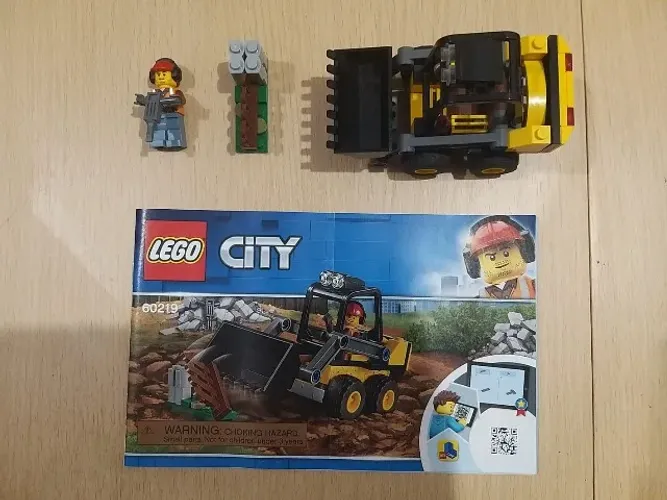 Conjunto lego 60219 - Trator