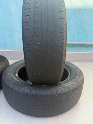 4 pneus 205/60/17