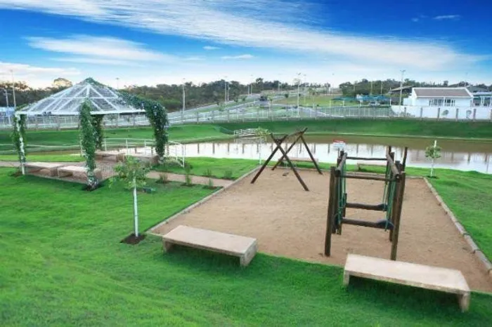 Lote condomínio florais dos lagos 657mts aceito carro ou parcelo