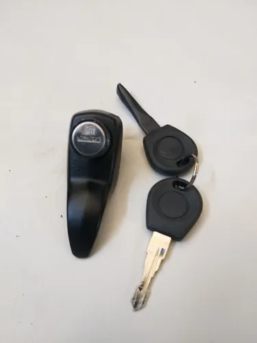 Maçaneta Externa Tampa do Motor c/ Chave Briasilia/Variant/TL