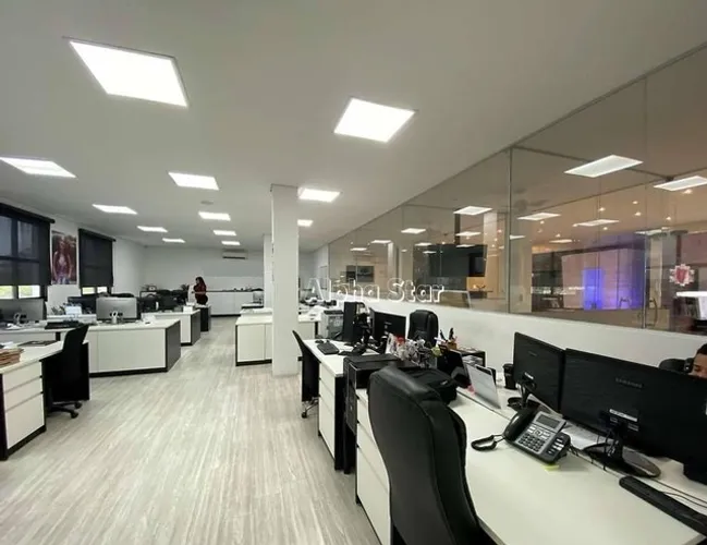 Projeto Moderno, Extremamente Versátil, venda - Jardim Lambreta - Cotia/SP