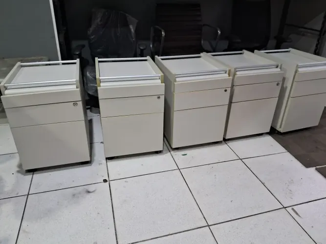  Gaveteiro Branco 