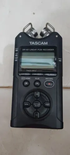 Gravador TASCAM DR-40