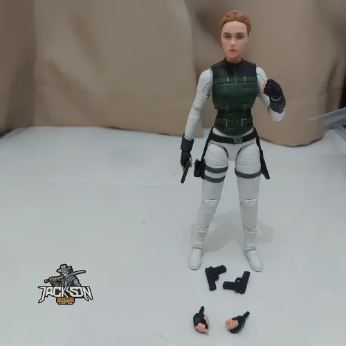 Marvel Legends Yelena Belova