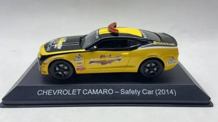 Coleção Stock Car - Chevrolet Camaro Safety Car 2014