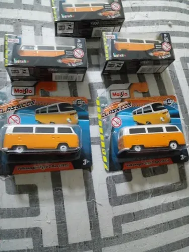 Miniaturas Kombi Maisto