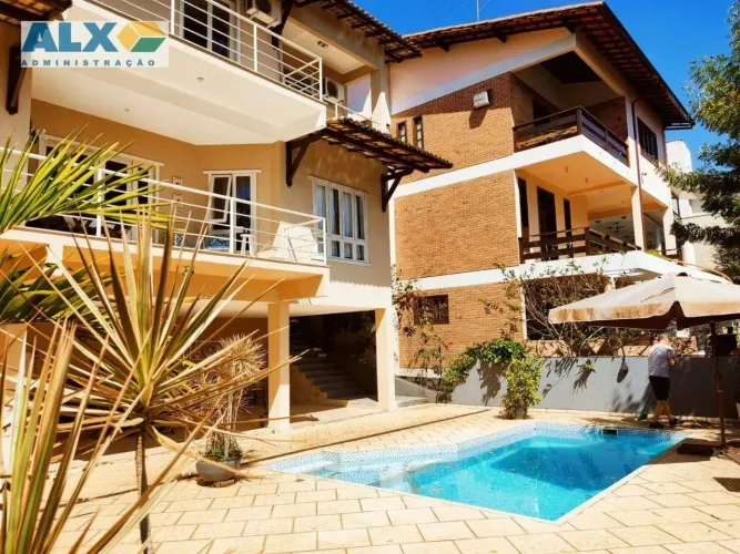 Casa em Condomínio de Alto Padrão Lazer Completo e Cercada de Natureza Niterói.