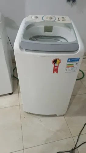Máquina de Lavar Electrolux 8kg. Voltagem 110 entrego instalada com 90 dias de garantia.