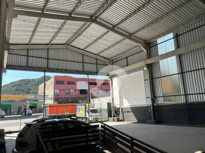 Galpão à venda, 450 m² por R$ 2.090.000,00 - Itaipu - Niterói/RJ