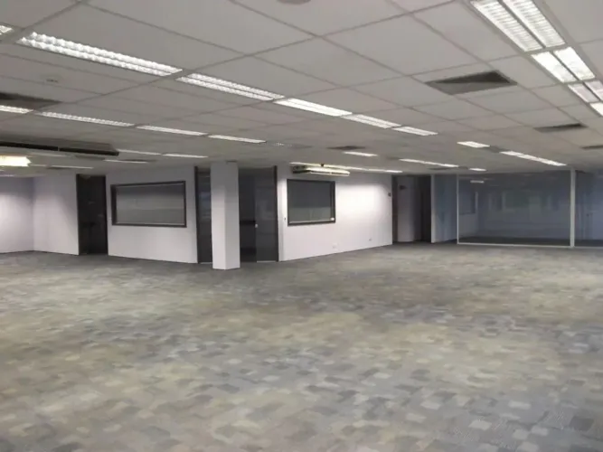 Sala para alugar em Barueri, Empresarial 18 do Forte, com 570 m², Empresarial Conti Chiari