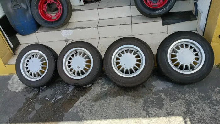 RODAS ARANHA DO FUSCA BRASÍLIA VARIANT TL BUG BAJA PUMA 