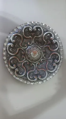 Antigo prato medalhão de parede prata