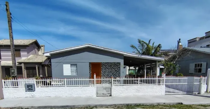Casa a 100m do Mar em Balneário Gaivota