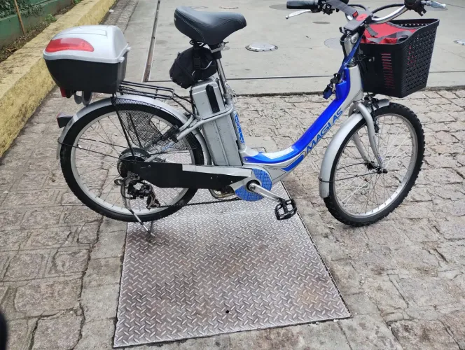 Bike eletrica Power  Magias Holly 