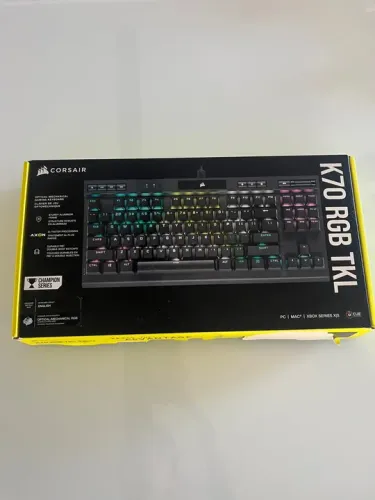 Teclado Mecânico Corsair K70RGB NOVO