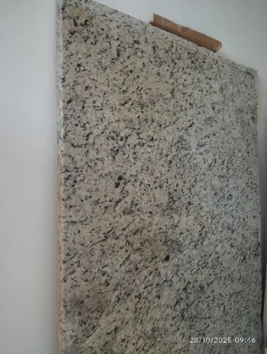 Bancada Granito Amarelo Icaraí