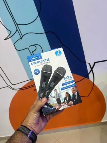 Microfone Dinâmico (2 microfones) / Loja física / $80,00