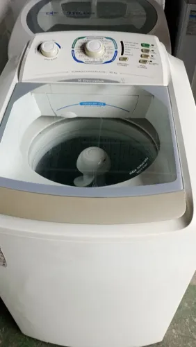 LAVADORA ELECTROLUX LTC10 220V
