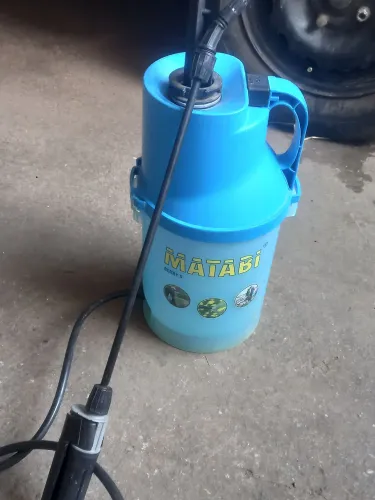 Bomba de jogar veneno Matabi