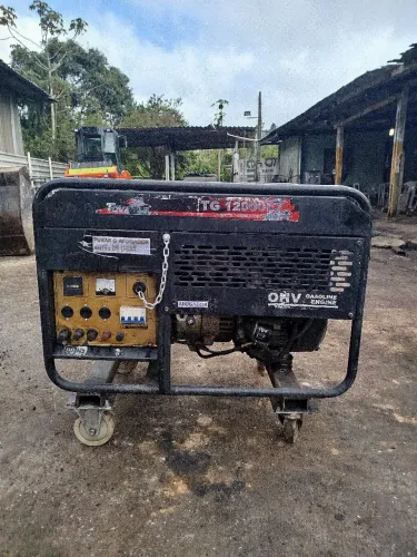 Gerador de Energia Toyama TG 12000EC