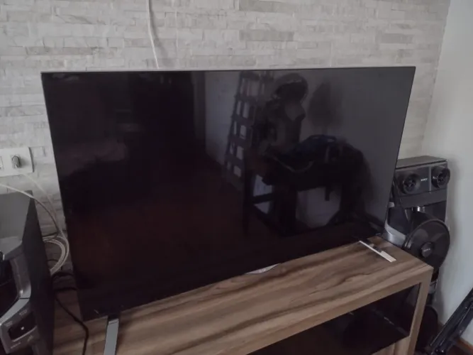 Tv LG 49 para retirada de peças, defeito na tela led