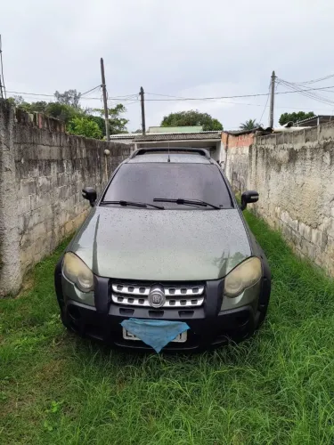 Fiat Strada Adventure 1.8/ 1.8 Locker Flex CE 2010