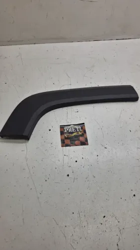Moldura Paralama Direito Jeep Renegade 2016 / 2017 C/detalhe