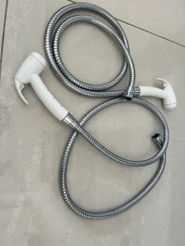 02 duchas higiênicas 