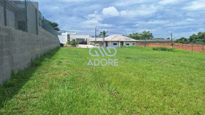 Terreno à venda no Condomínio Terras de Mont Serrat - Salto/SP