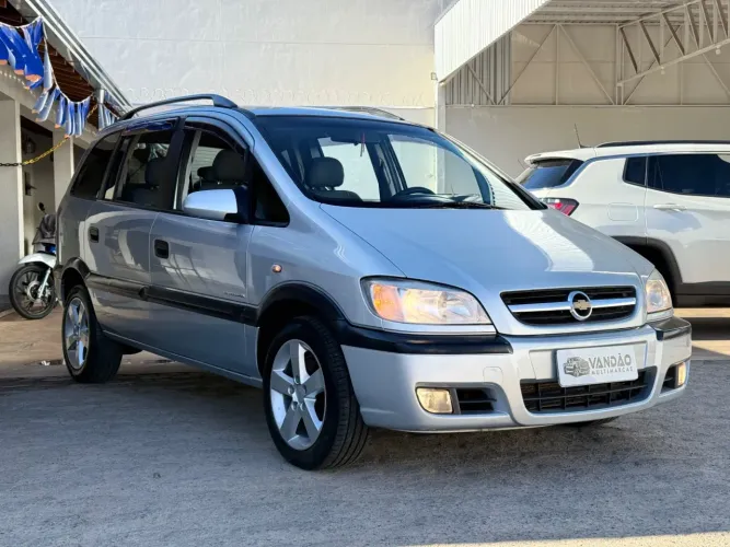 Chevrolet Zafira Expres. 2.0 MPFI Flexpower 5P AUT 2009