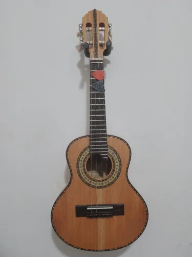 Cavaquinho de Luthieria - top de linha