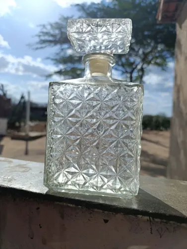 Licozeira antiga  para bebidas de vidro  coleção 