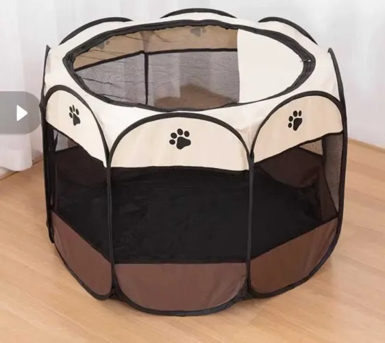 Casinha dobrável usado muito pouco