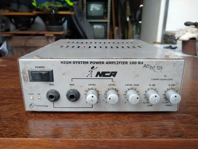 Amplificador de Áudio MCA 100 R4 AC DC 12V
