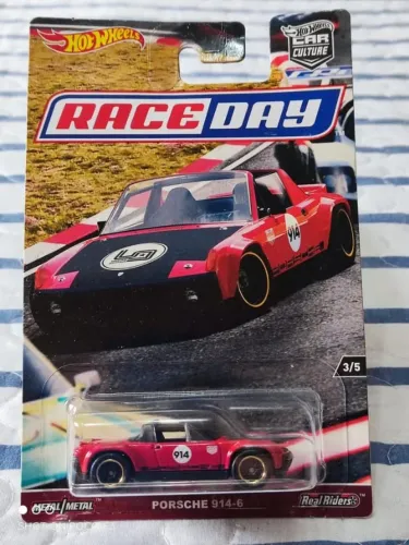 Hot Wheels Premium Porsche 914-6