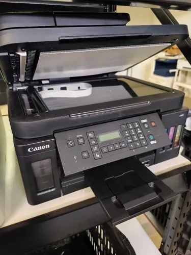 Impressora Canon G7000 com ADF e Bandeja de alimentação.