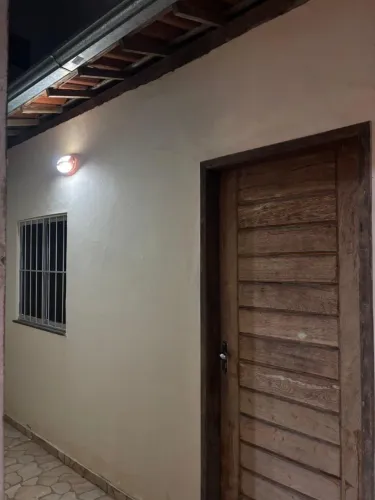 Alugo casa Bairro Sim