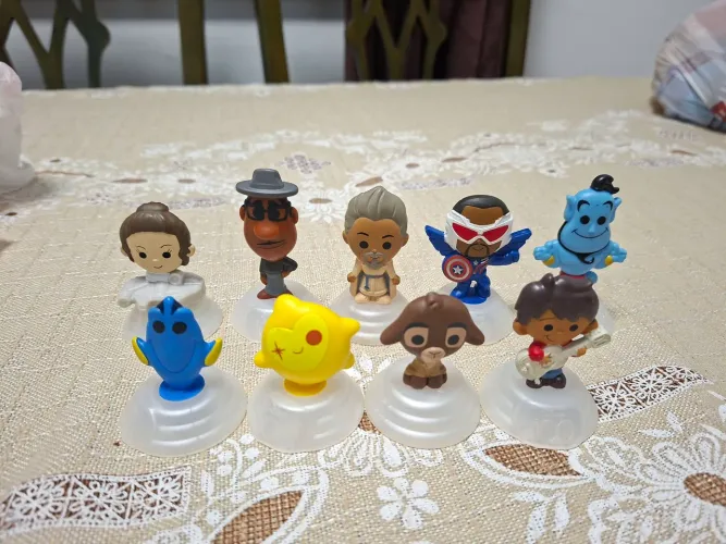  Miniaturas "Disney 100 Anos" do McDonald's. 