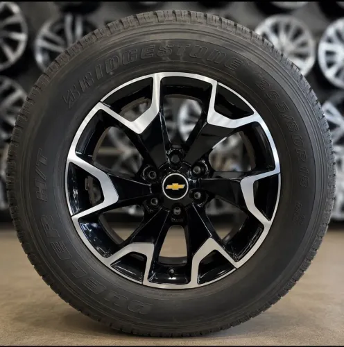 Rodas 18 S10 novas sem uso + pneus Bridgestone 