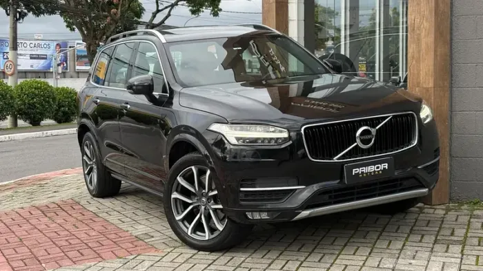 Volvo XC 90 D-5 Momentum 2.0 235cv Diesel 5P 2018