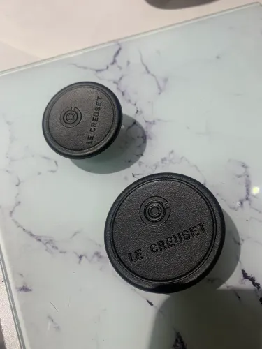 Par Pegadores Le Creuset - NOVO