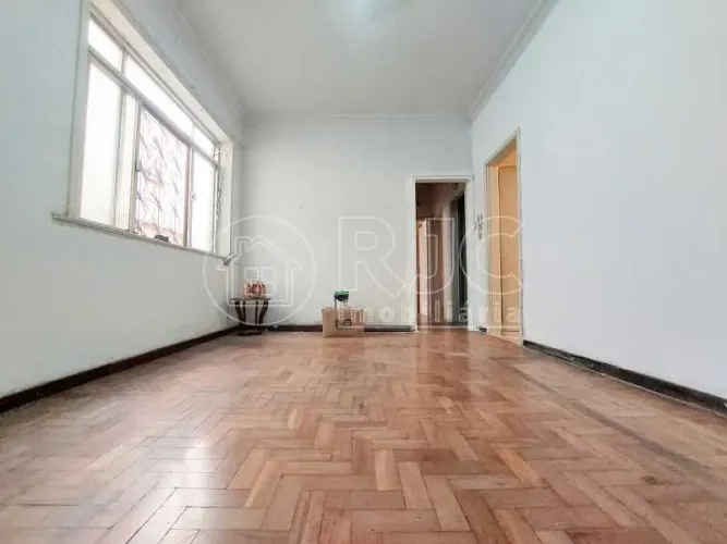 Apartamento - Padrão / Residencial / Praça da Bandeira