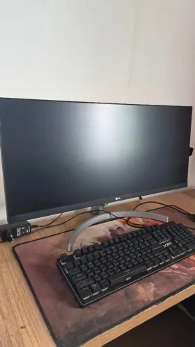 Monitor LG Ultrawide 29