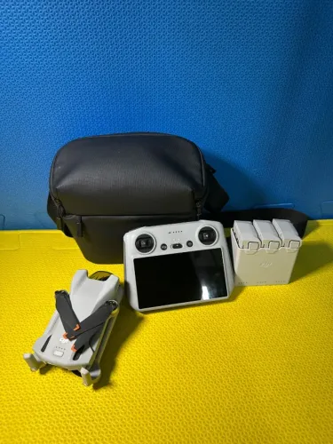 DJI Mini 3 Fly More Combo