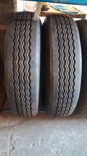 Pneus 275/80R22.5 e 295/80R22.5