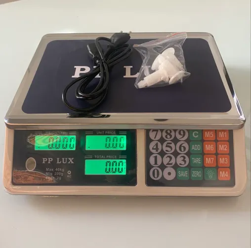 BALANÇA COMERCIAL 40Kgs NOVA  R$ 350 NÃO FAÇO MENOS!!! 