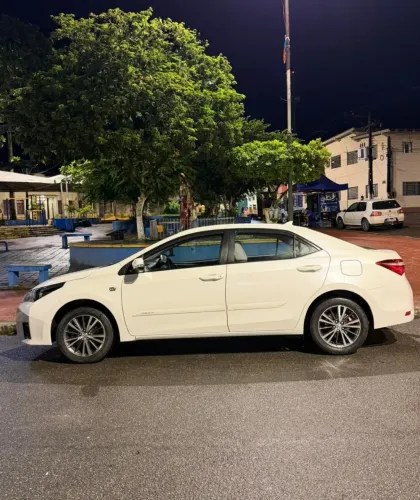 Toyota Corolla XEI 2.0 Flex 16V Aut. 2016