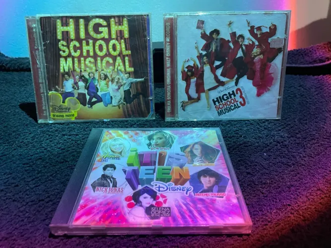 Coleção Disney (High School Musical 1,3 e mais)