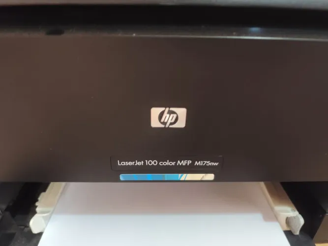 Multifuncional Hp LaserJet 100 color mfp m175nw
